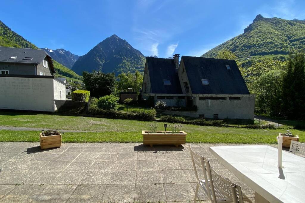 T2 Ensoleille. Terrasse Et Vaste Jardin Commun Διαμέρισμα Cauterets Εξωτερικό φωτογραφία